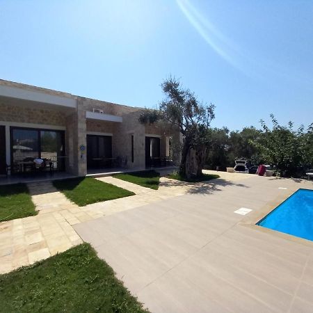 Zefiros Luxury Apartments Sívota エクステリア 写真