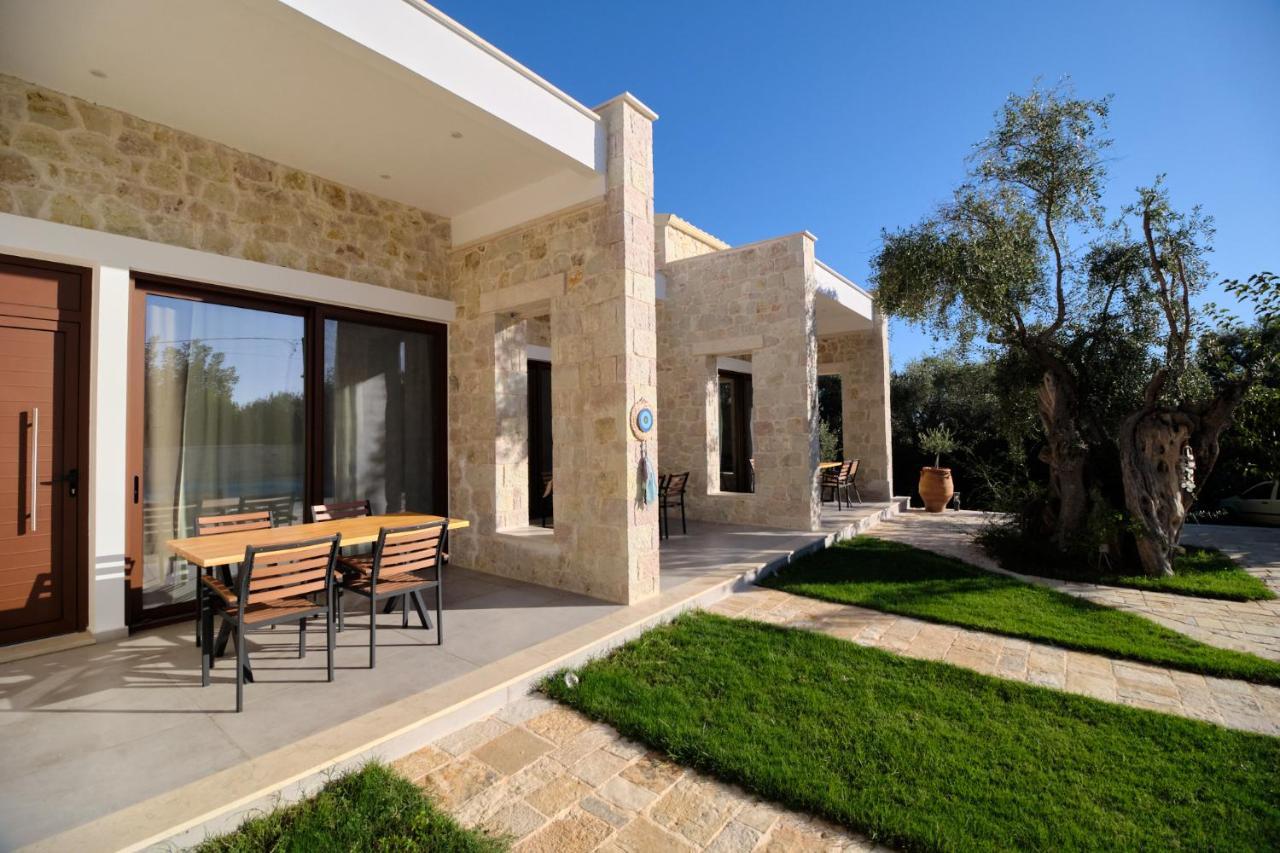 Zefiros Luxury Apartments Sívota エクステリア 写真