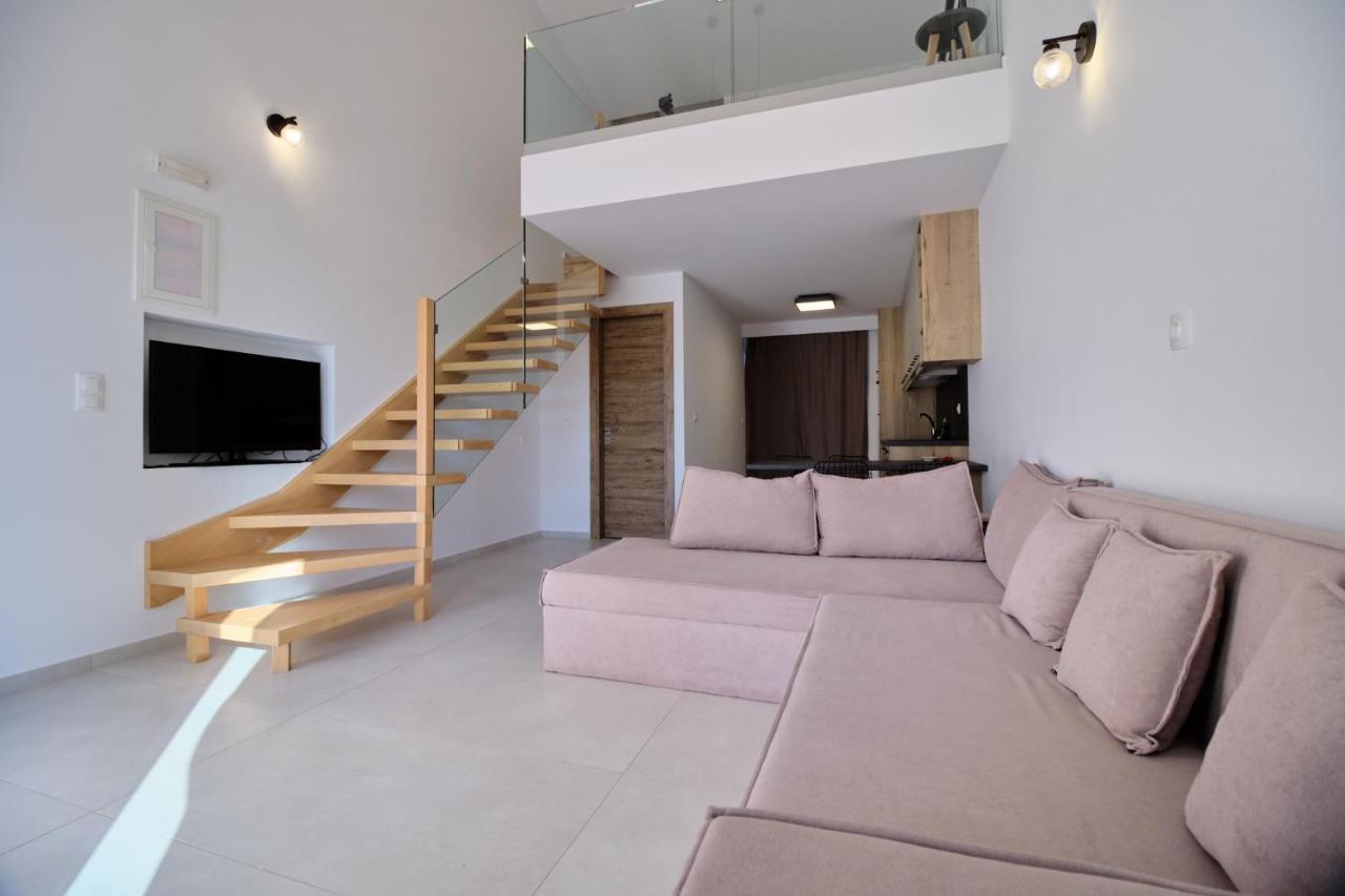 Zefiros Luxury Apartments Sívota エクステリア 写真