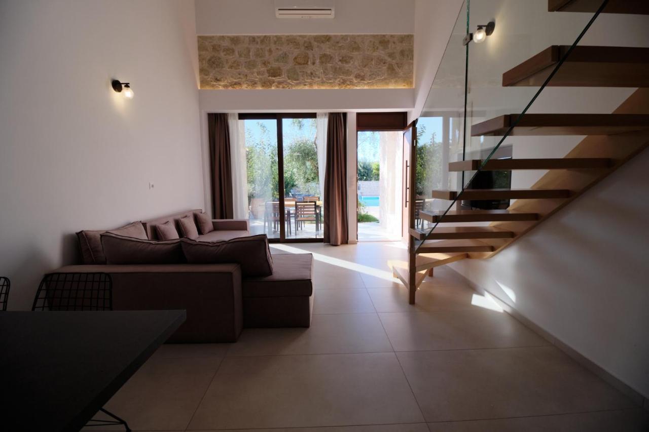 Zefiros Luxury Apartments Sívota エクステリア 写真