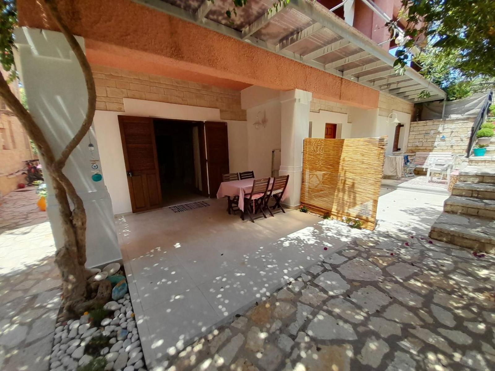 Zefiros Luxury Apartments Sívota エクステリア 写真