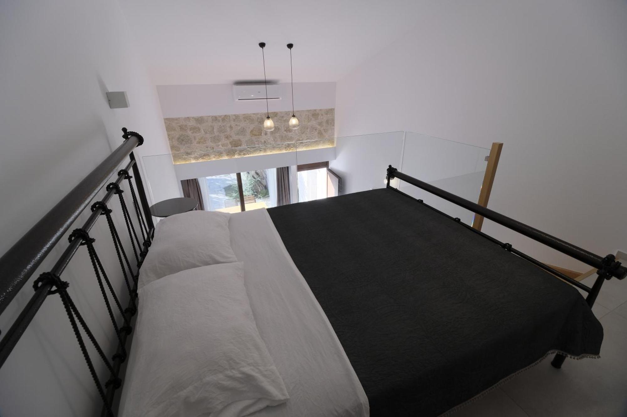 Zefiros Luxury Apartments Sívota エクステリア 写真